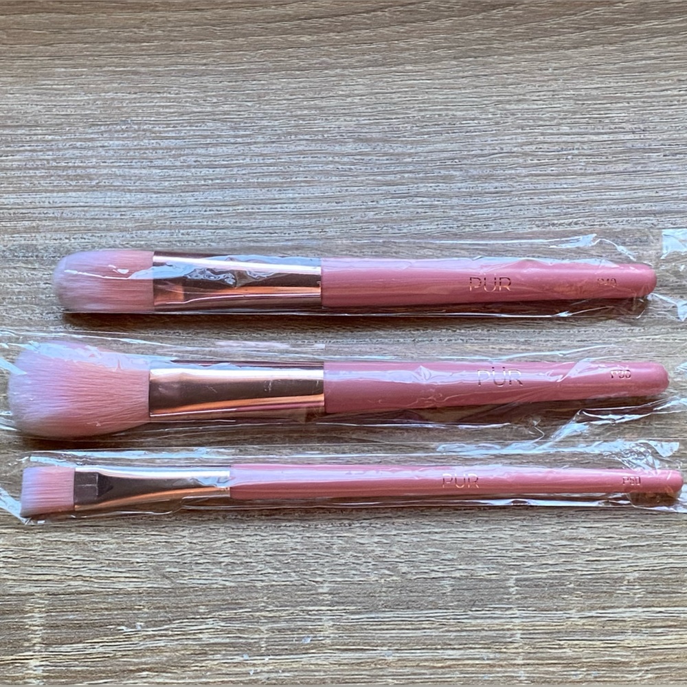 PÜR Makeup Brush- (3) Sets